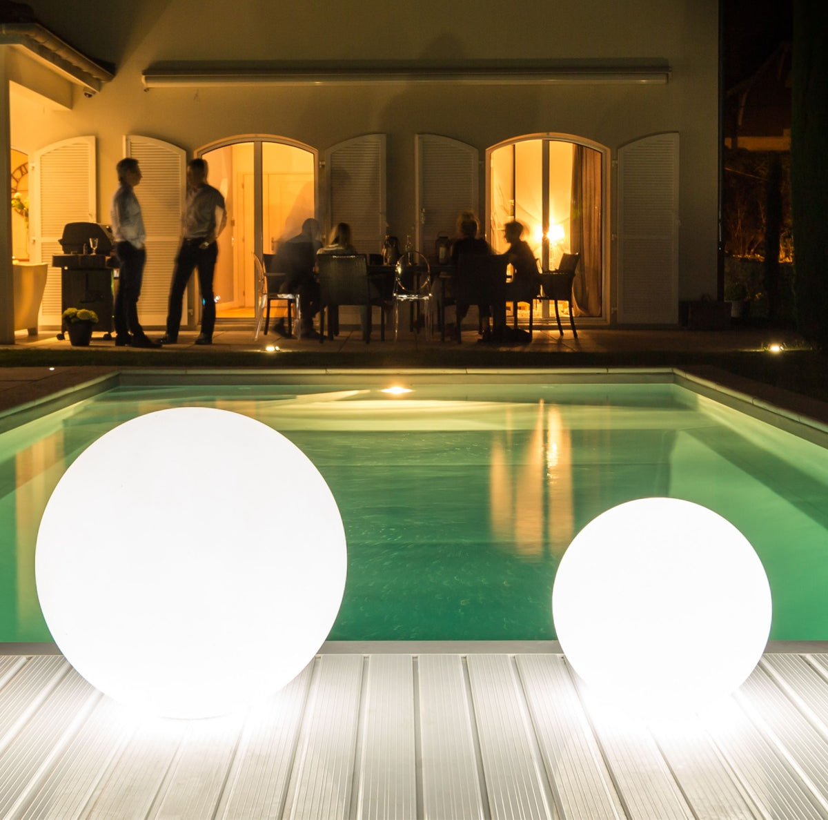 Light balls for home and garden