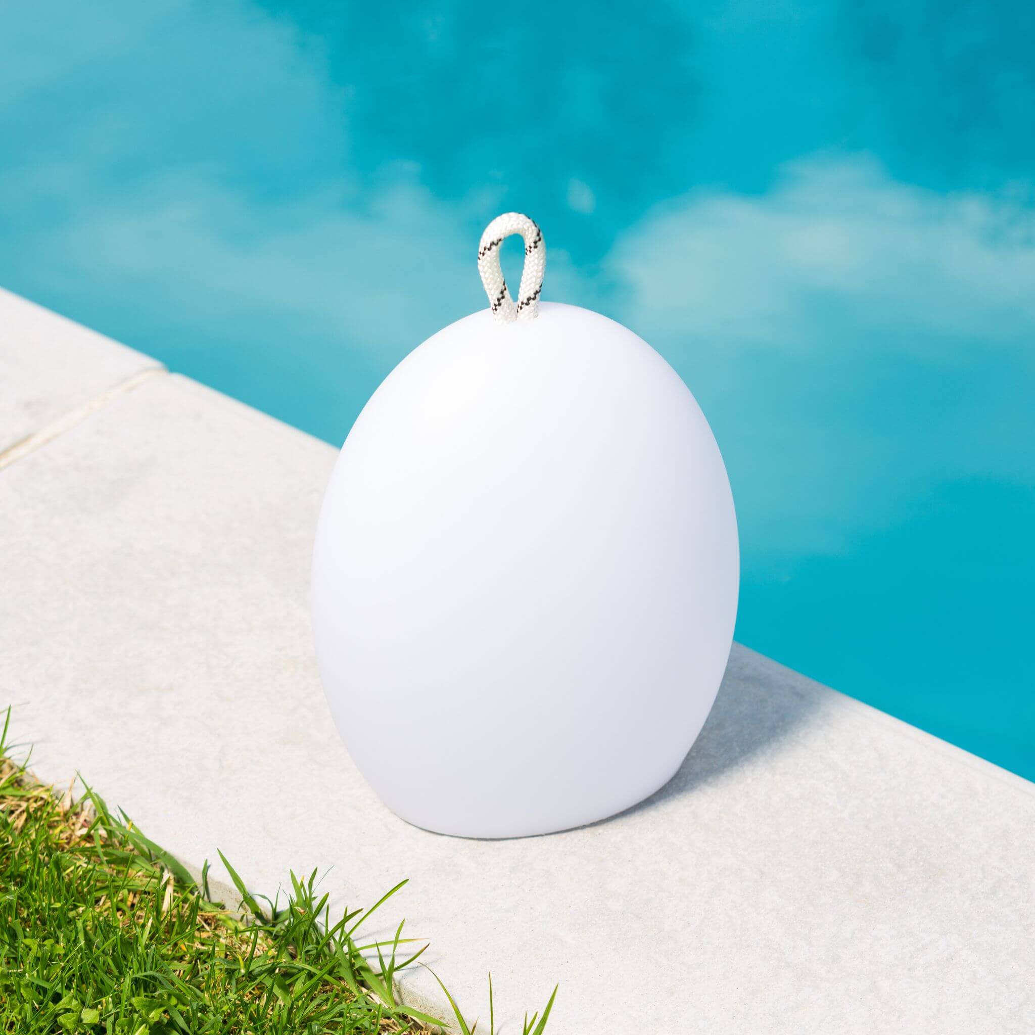 AMANDE S kabellose, Outdoor Leuchte von Smart and Green