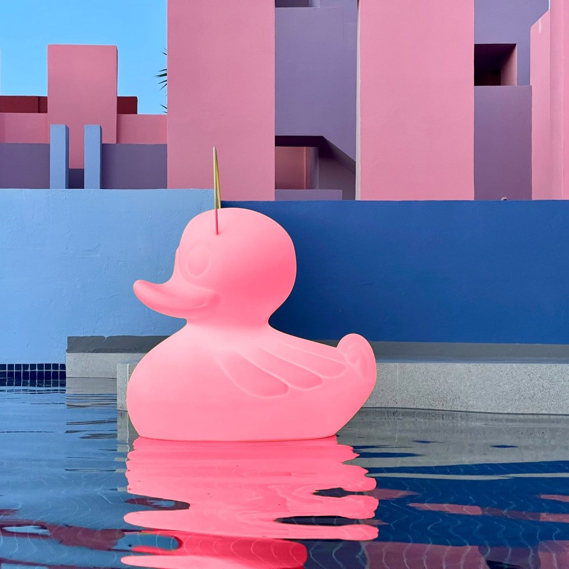 DUCK-DUCK lamp XL (51x53cm) - kabellose Schwimmleuchte