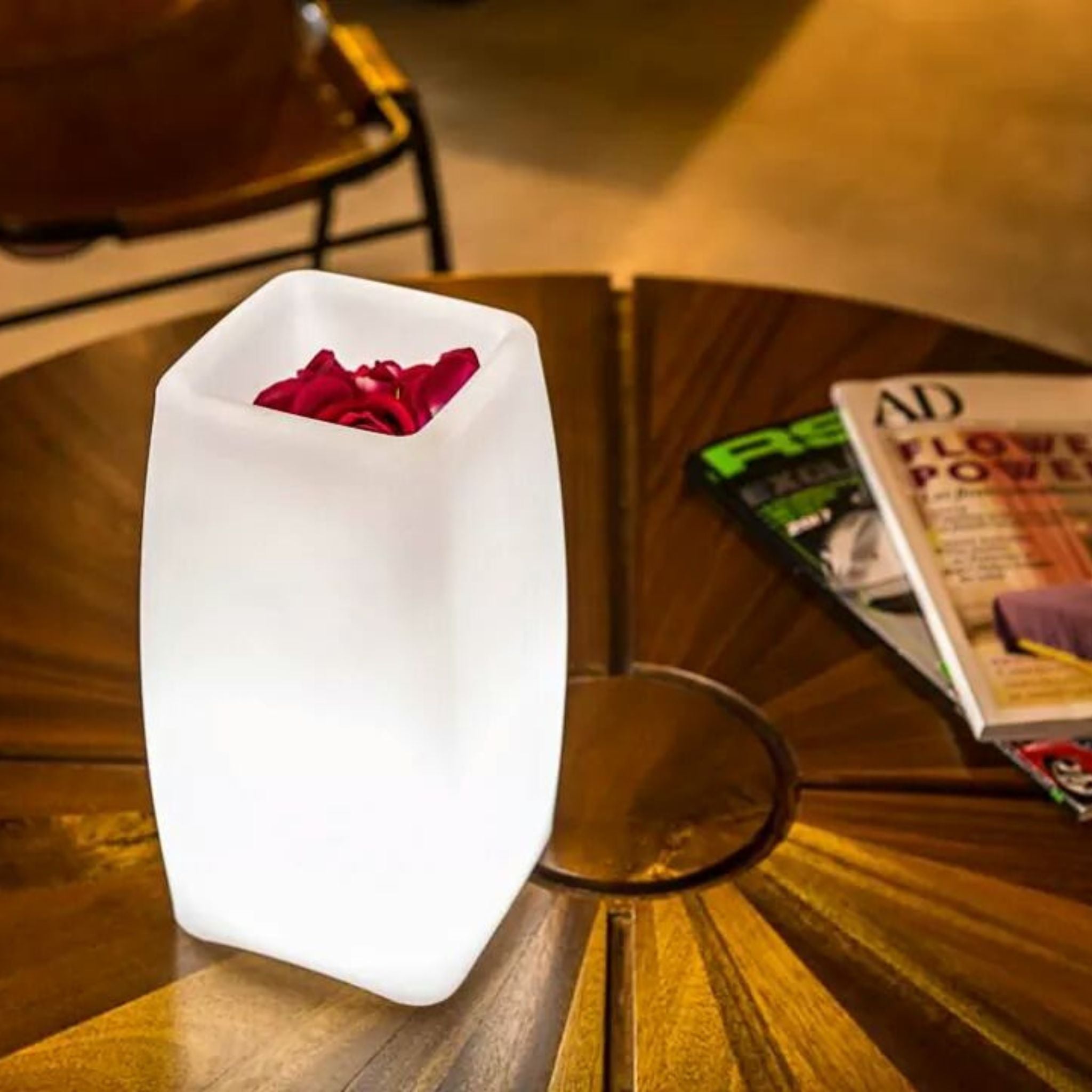 STELE Akku-LED Tischleuchte mit APP Steuerung von Smart and Green