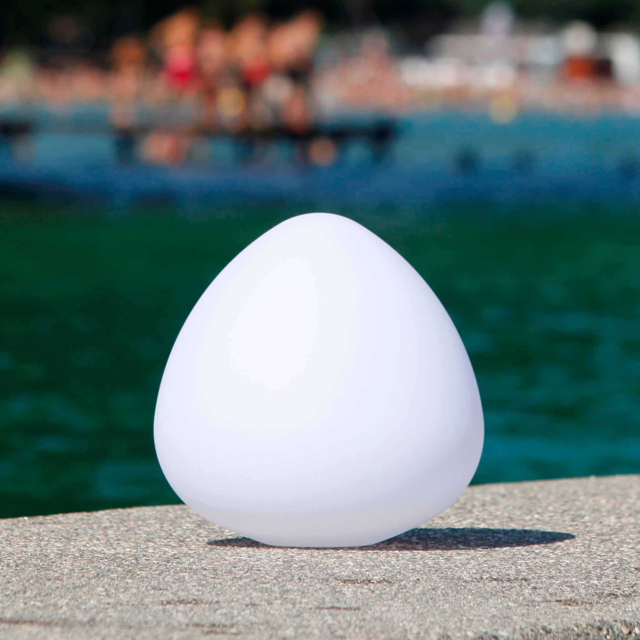 STONE XL- große Pool- und Gartenleuchte