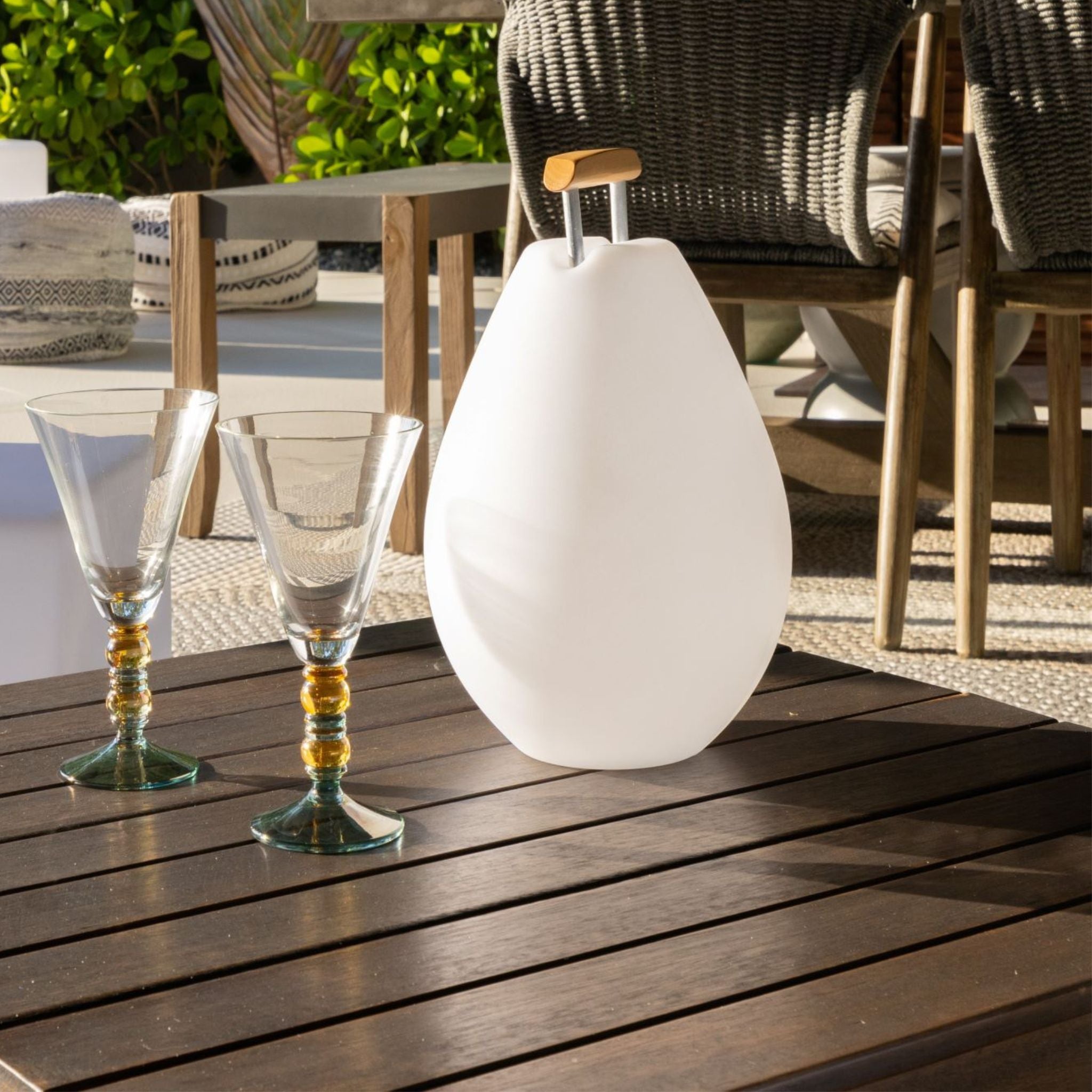 VESSEL2S, wireless light with wooden handle "App-control